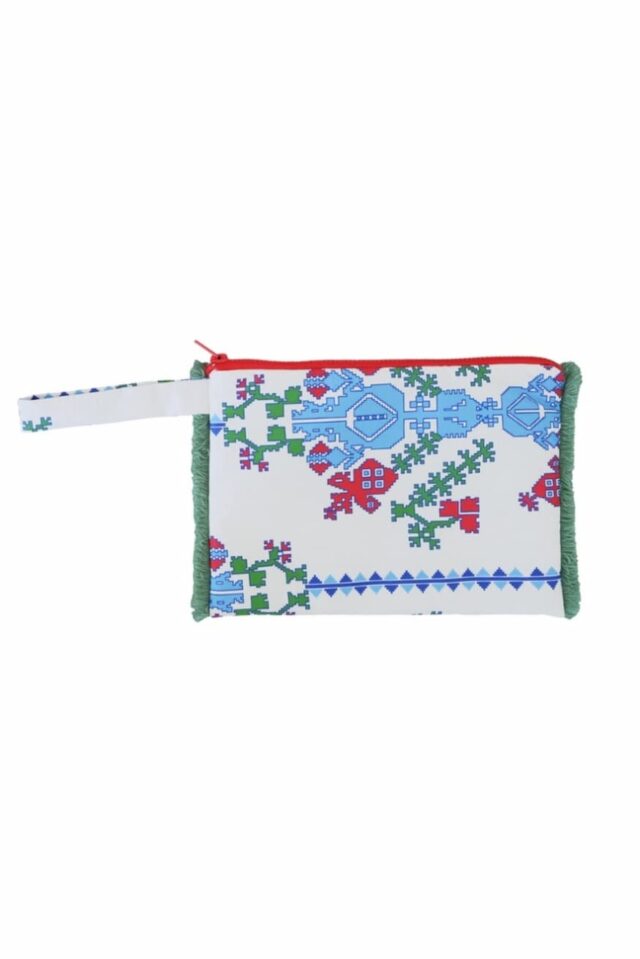 Peace&Chaos Daryna Pouch